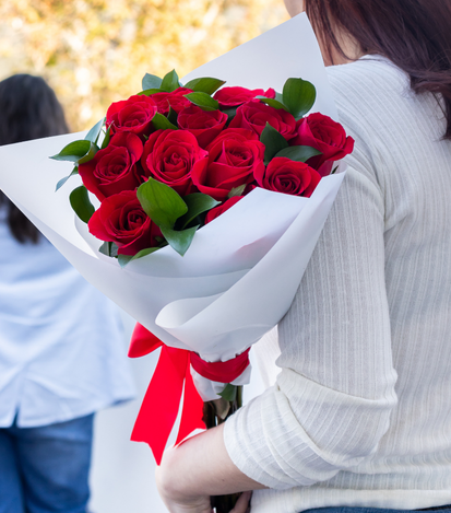 Bouquet con 12 Rosas - Flores a Domicilio
